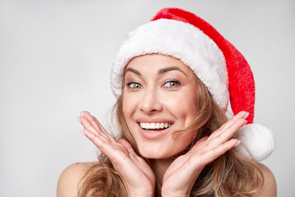 unwrap-a-brighter-smile-this-holiday-season-with-teeth-whitening